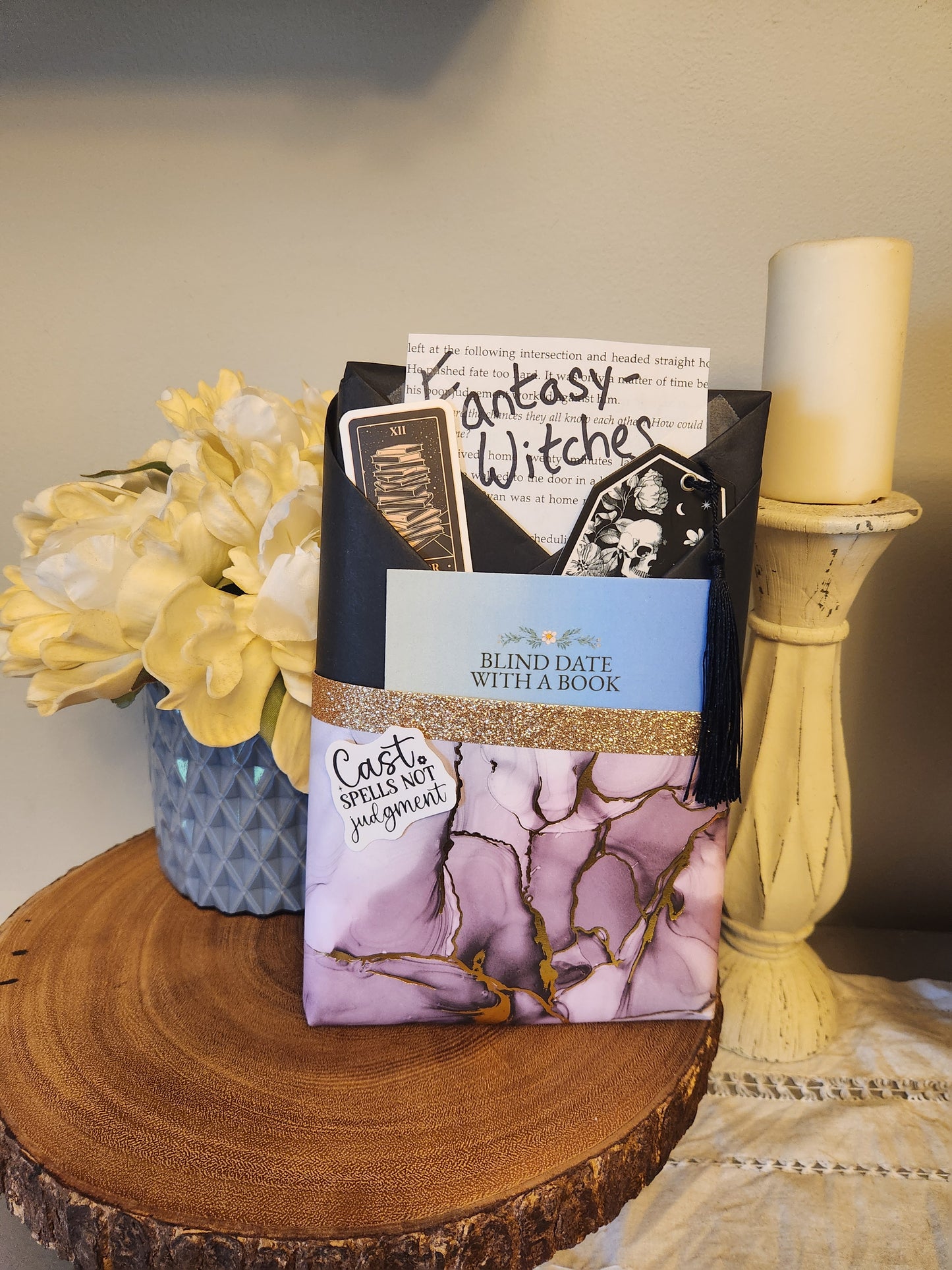 Blind Date with a Book (Paperback)
