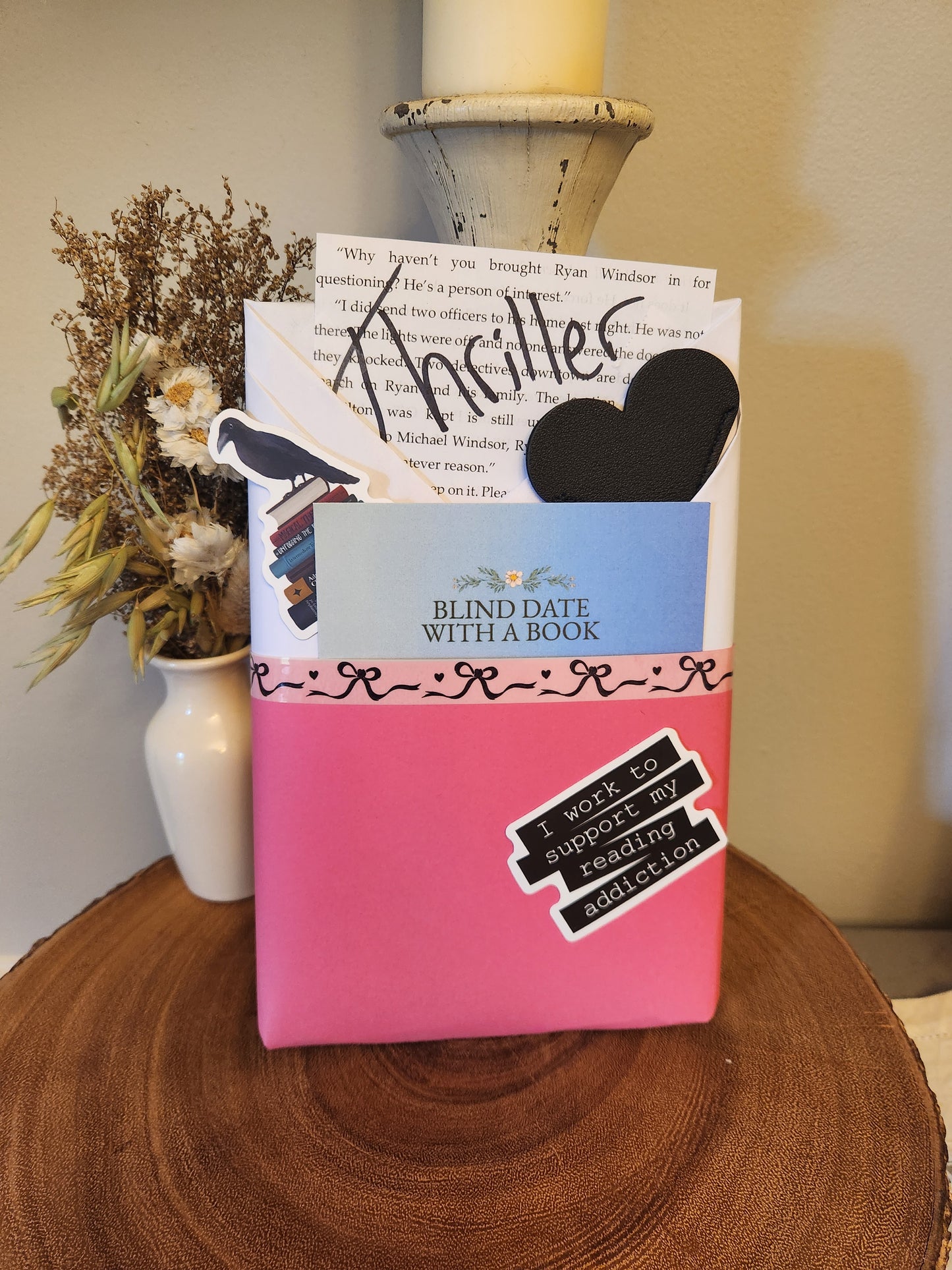 Blind Date with a Book (Paperback)